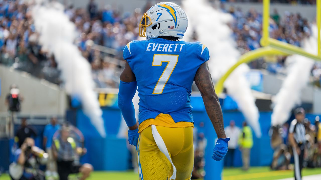 Check out Gerald Everett's historic touchdown for Los Angeles Rams 