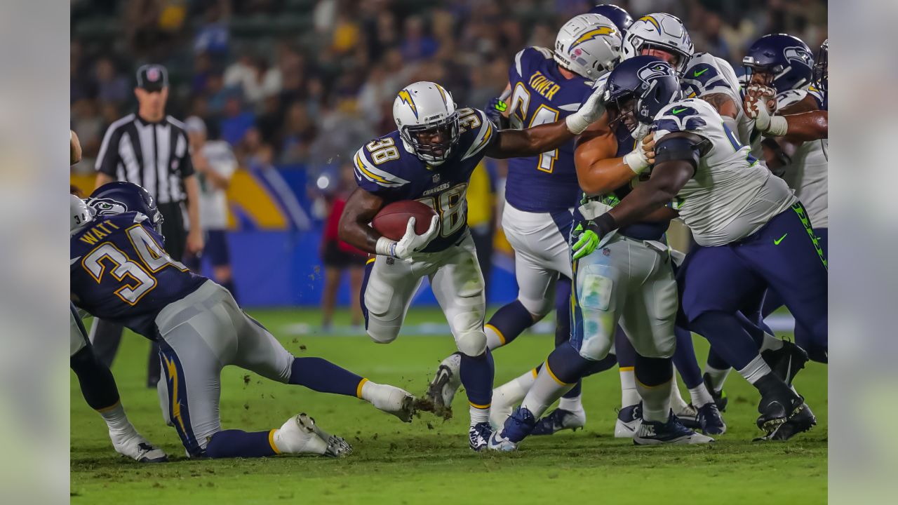 INGLEWOOD, CA - DECEMBER 11: Los Angeles Chargers wide receiver Mike  Williams (81) leaps for a catch during the NFL game between the Miami  Dolphins and the Los Angeles Chargers on December