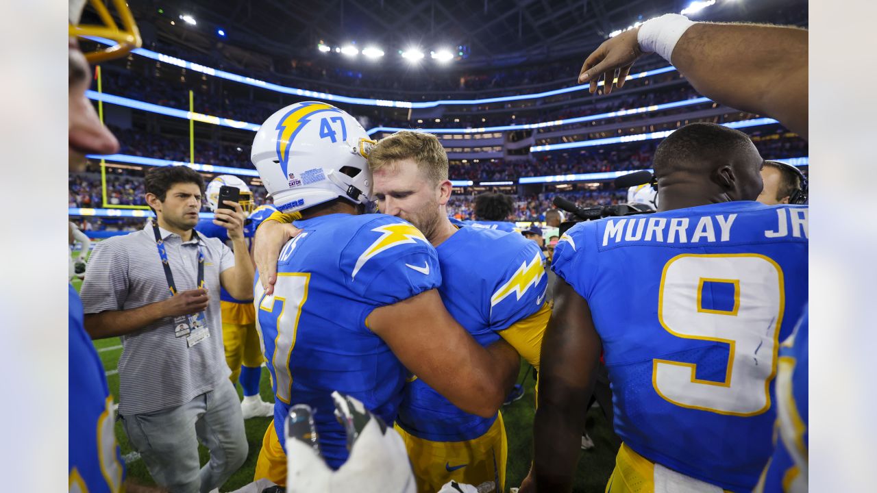 Injured Hopkins kicks OT game-winner as Chargers beat stumbling Broncos, NFL