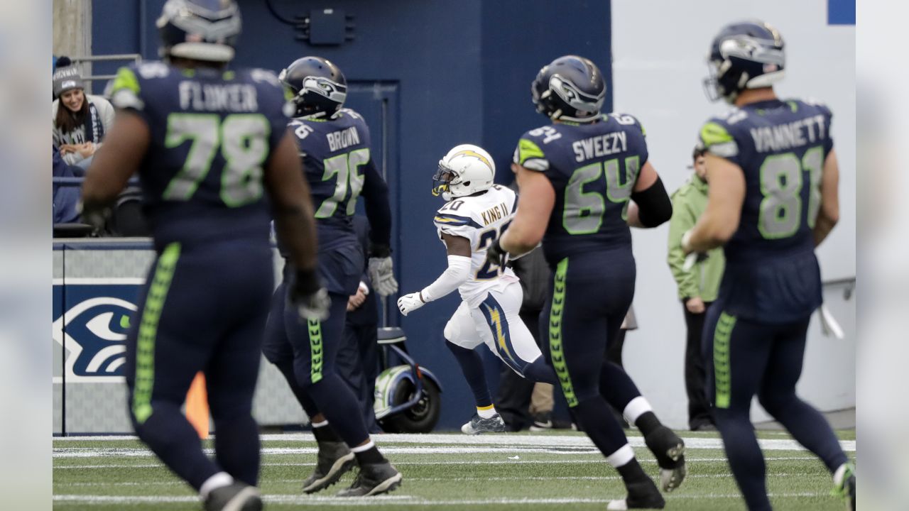 Chargers beat Seahawks 25-17, improve to 6-2 for season - ABC7 Los Angeles