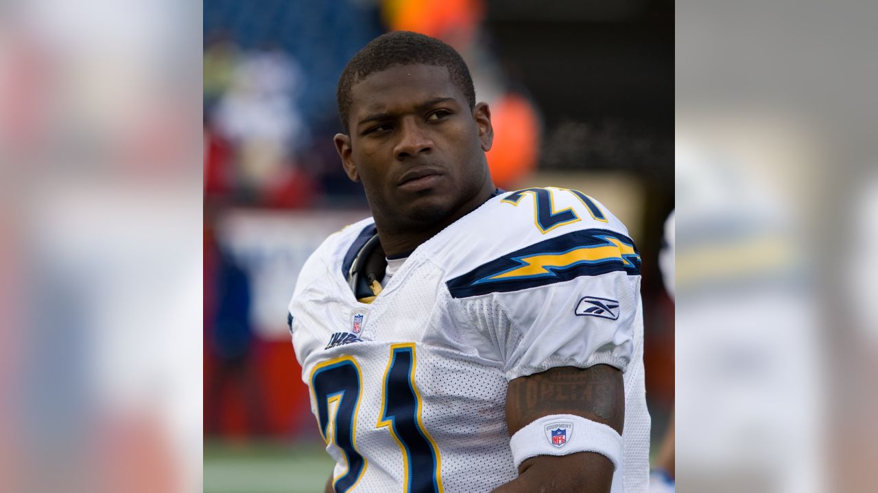 Los Angeles Chargers - It's LaDainian Tomlinson's birthday, so here's his  rookie headshot for a Throwback Thursday. #HBDLT See more of your favorite  players' rookie headshots: