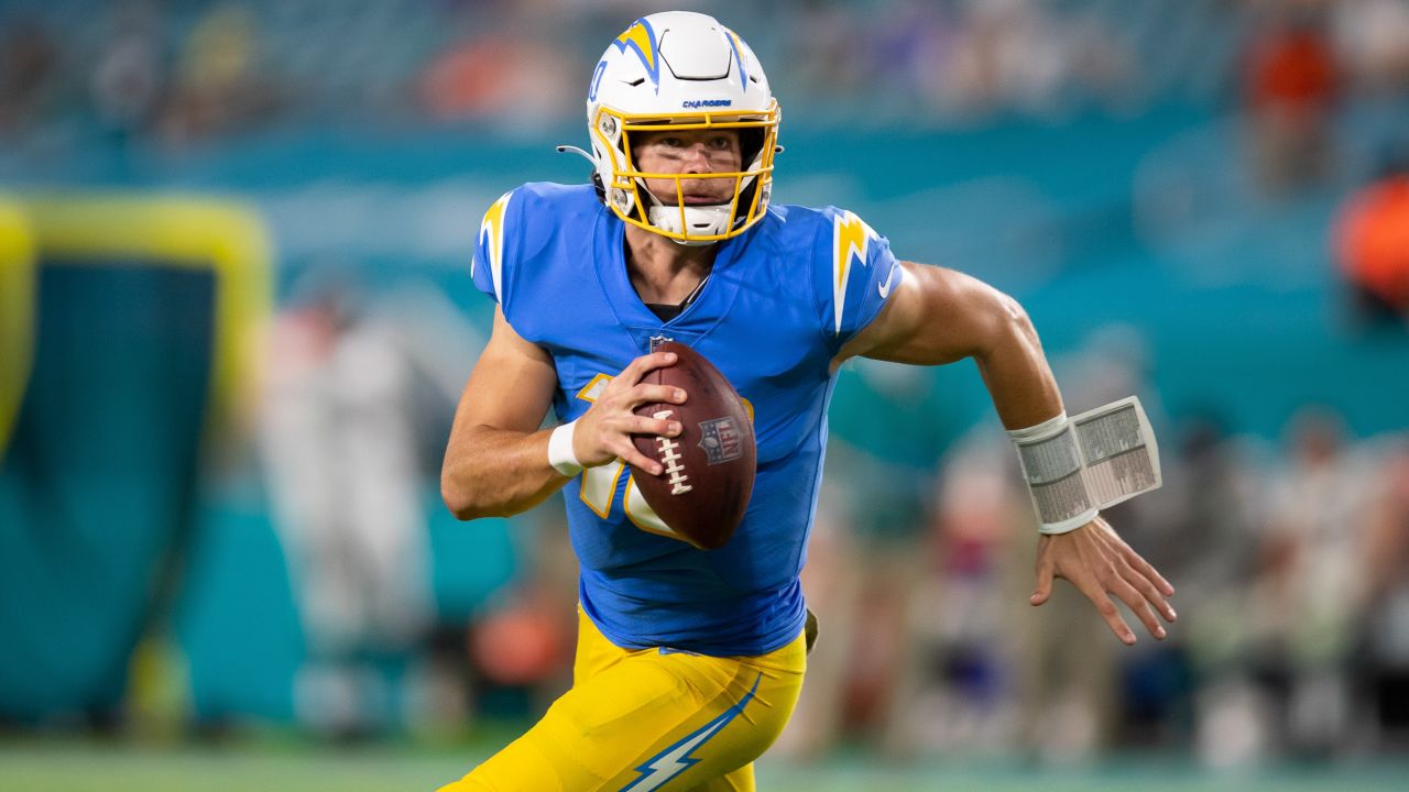 Chargers change uniforms from all Royal to powdered blue/yellow pants for  SNF : r/Chargers
