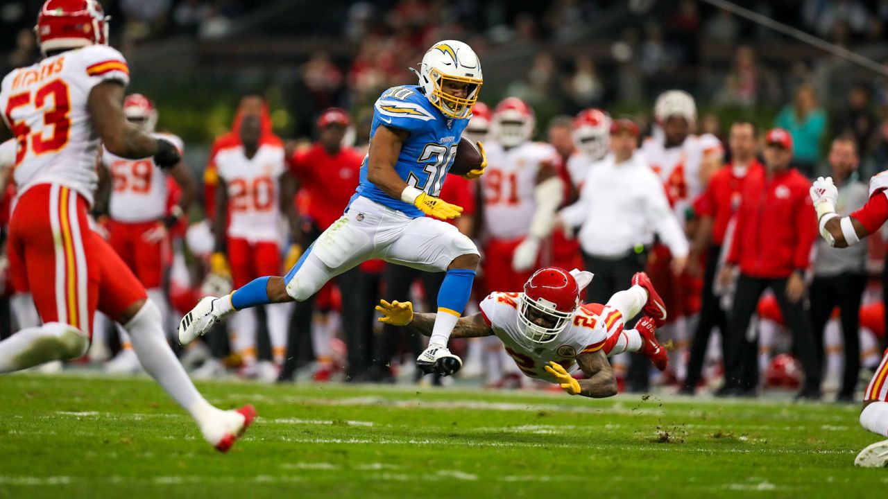 Monday Night Football in Mexico City: Kansas City Chiefs vs Los Angeles  Chargers - Revenge of the Birds