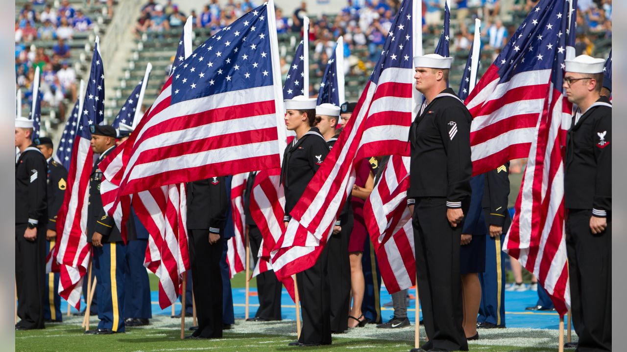 Chargers Honor Veterans and the U.S. Military During Salute to Service Game