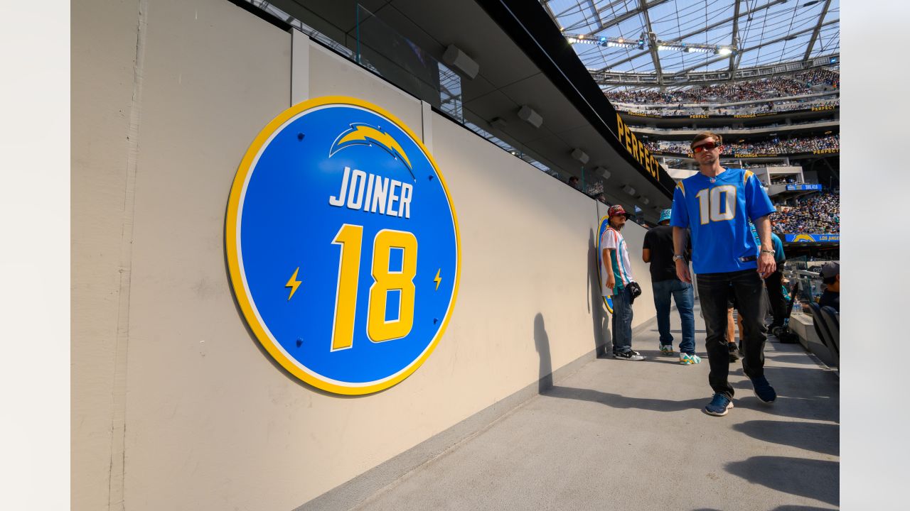 Chargers to retire Charlie Joiner, Kellen Winslow's jersey numbers - Bolts  From The Blue