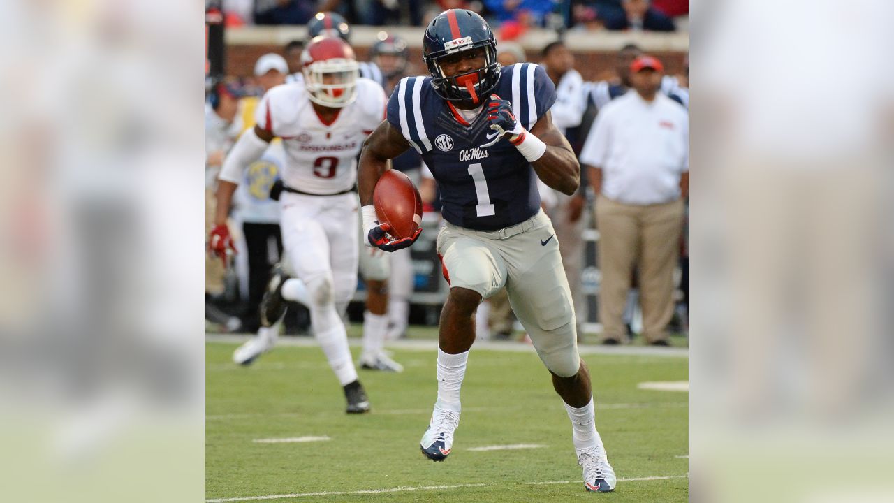 Baltimore Ravens wide receiver Laquon Treadwell works out during