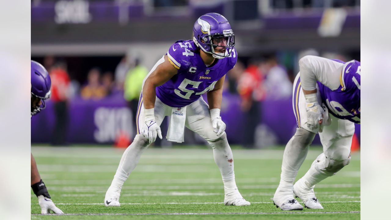 Los Angeles Chargers Sign All-Pro Linebacker Eric Kendricks