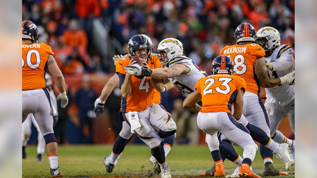 Denver Broncos tight end Dylan Parham (48) makes a catch as