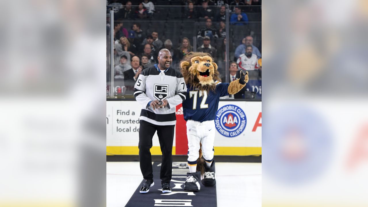 Chargers Night Puck Drop, ⚡️Electric puck drop from Los Angeles Chargers  Mike Williams, Desmond King & Thomas Davis., By LA Kings
