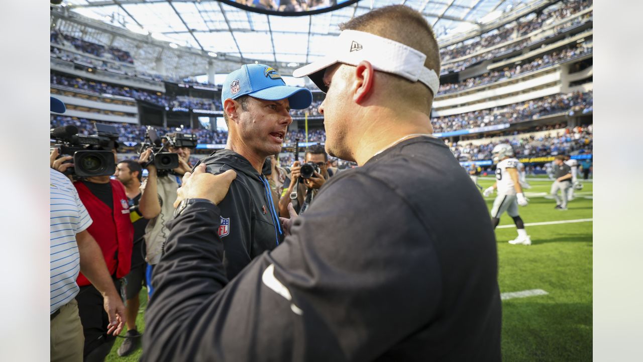 Photos: Bolts Celebrate Week 1 Victory Over Raiders