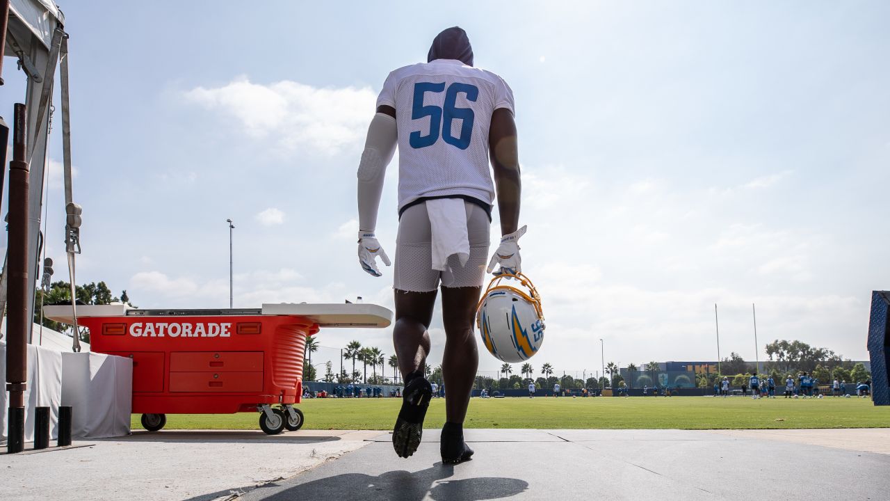 Photo: Chargers Herbert Celebrates a First Down at SoFi Stadium -  LAP20231001804 