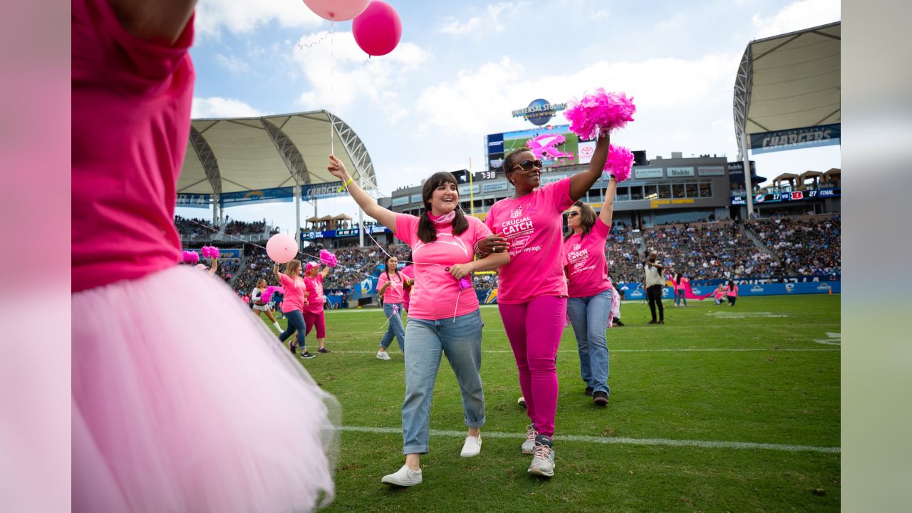 Cardinals to honor cancer survivors at upcoming game in Glendale