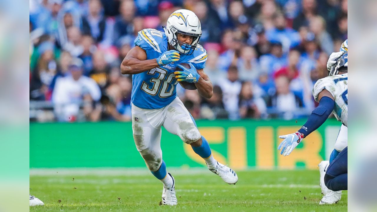 Chargers survive late Titans rally to win at Wembley