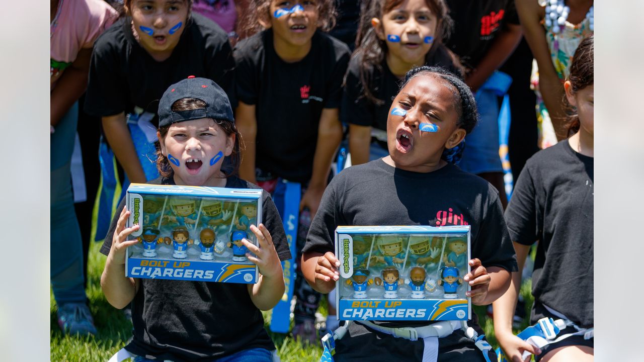 Chargers Host Flag Camp in Support of Mattel's Play it Forward Week