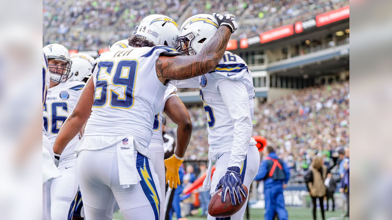 Chargers beat Seahawks 25-17, improve to 6-2 for season - ABC7 Los Angeles