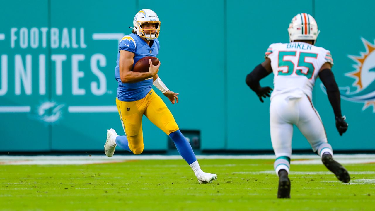 Photos: Dolphins vs. Chargers In-Game