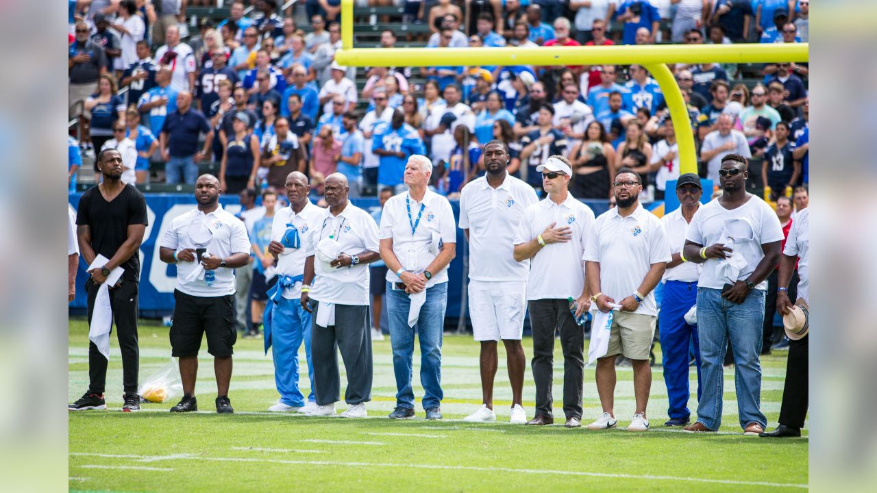 Chargers Celebrate Alumni During Legends Weekend