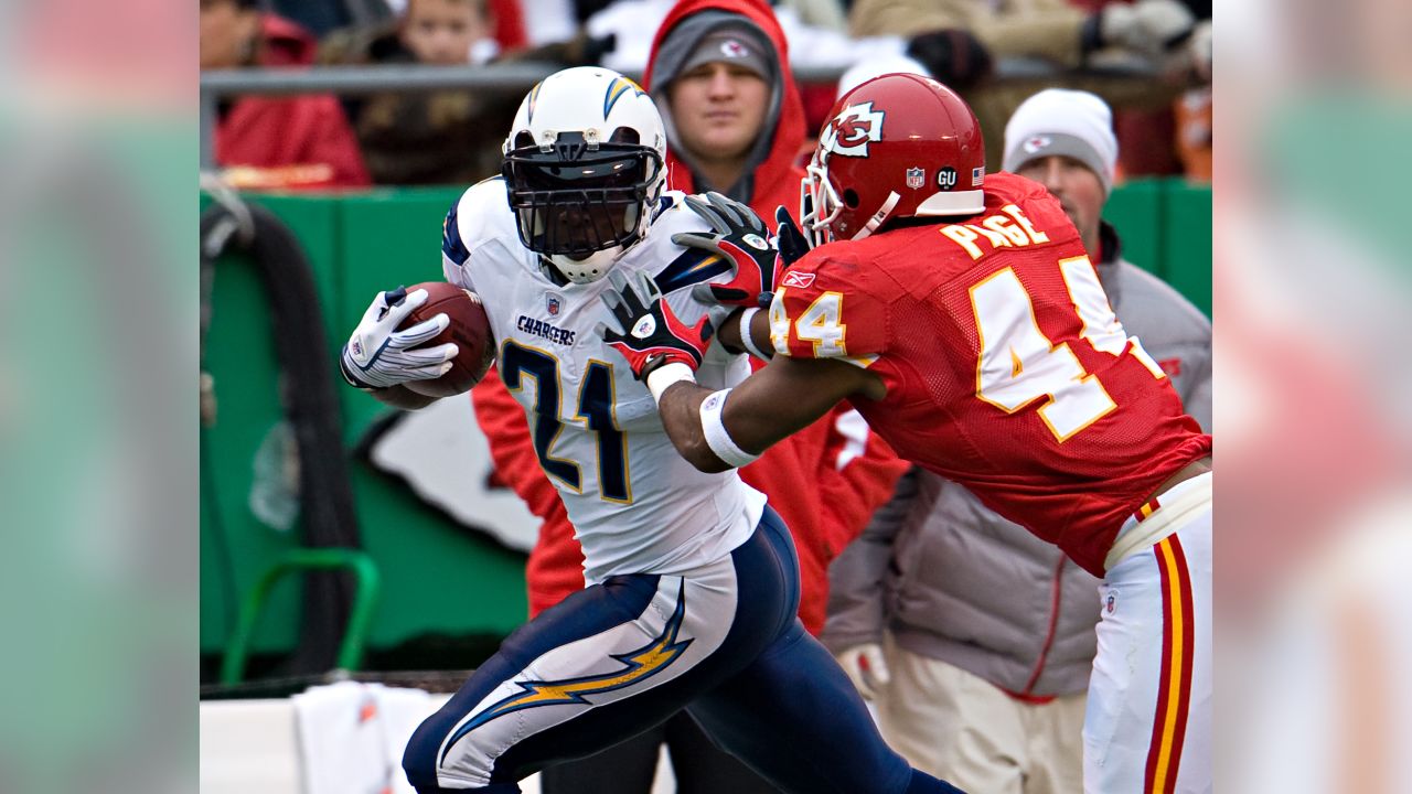 Hall of Famer Great Day - LaDainian Tomlinson, birthday, Los Angeles, LaDainian  Tomlinson, Happy Birthday to Hall of Famer LaDainian Tomlinson! #HBD, Los  Angeles Chargers