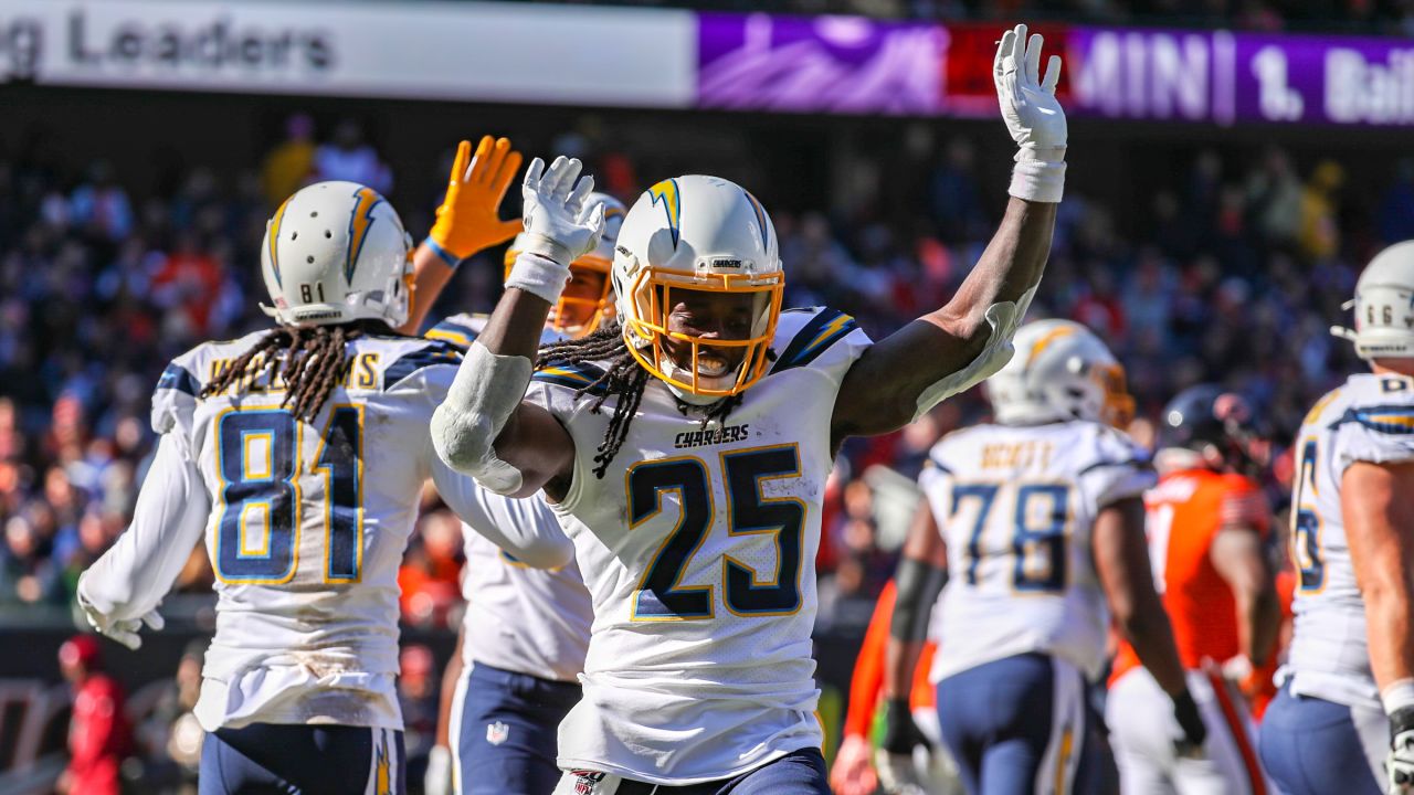 The Chargers Beat The Chicago Bears 17 16 In Their Week 8