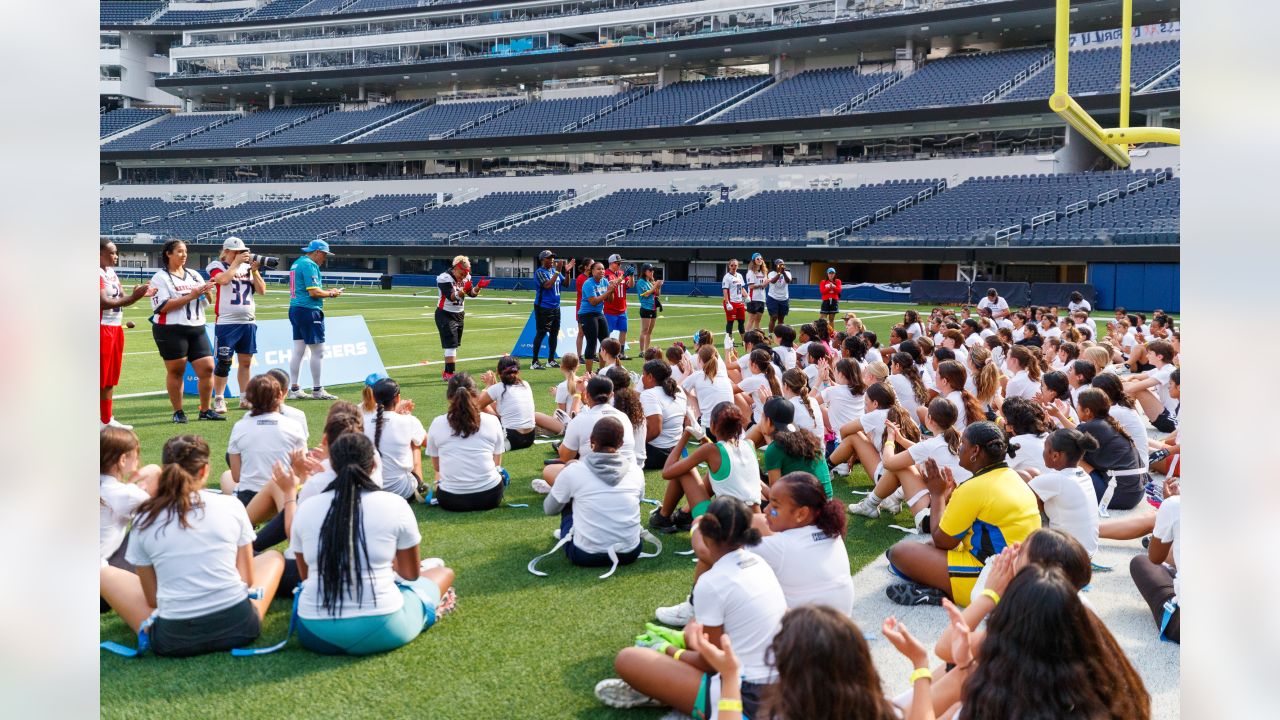 Elite girls' flag football teams meet in inaugural Nike Kickoff