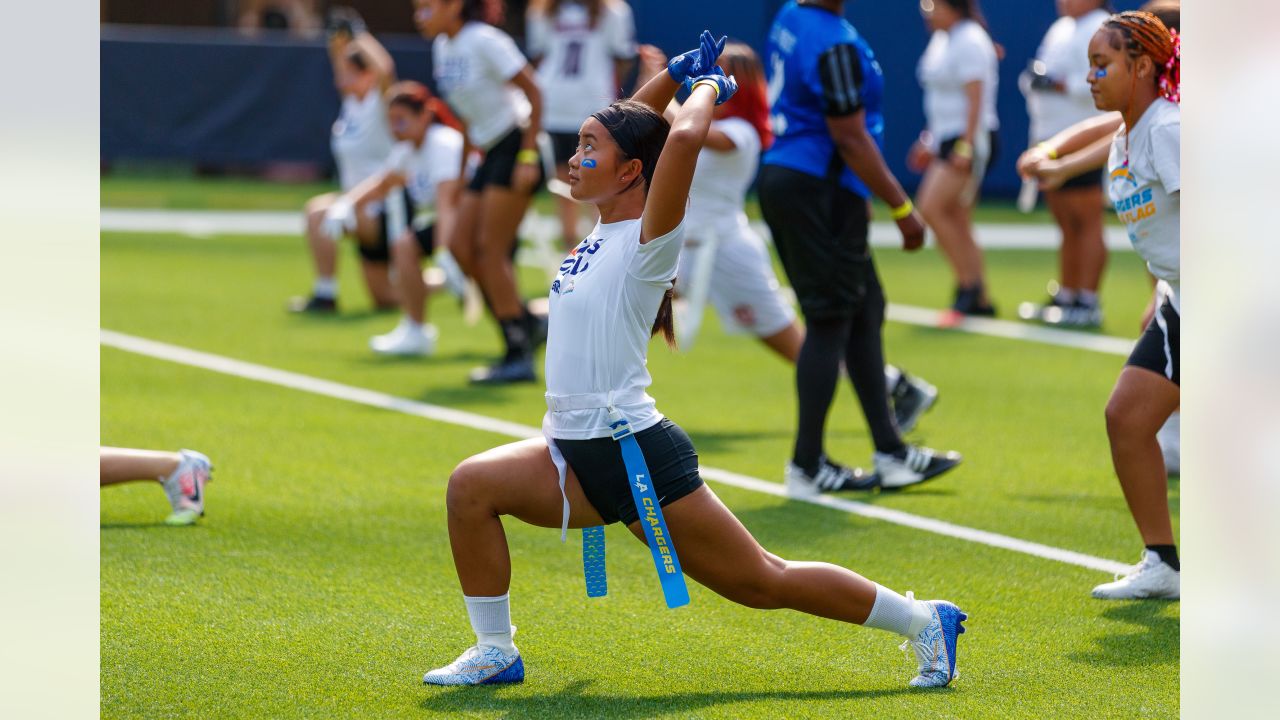 Chargers & LA Bowl Host Girls' Flag Football Event at SoFi Stadium