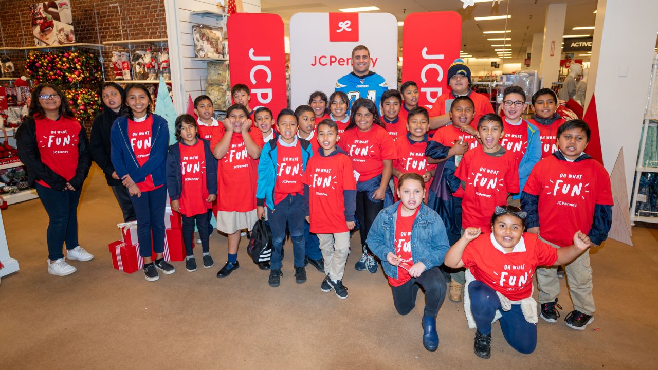 Photos: Derek Watt Teams Up with JCPenney to Spread Holiday Cheer