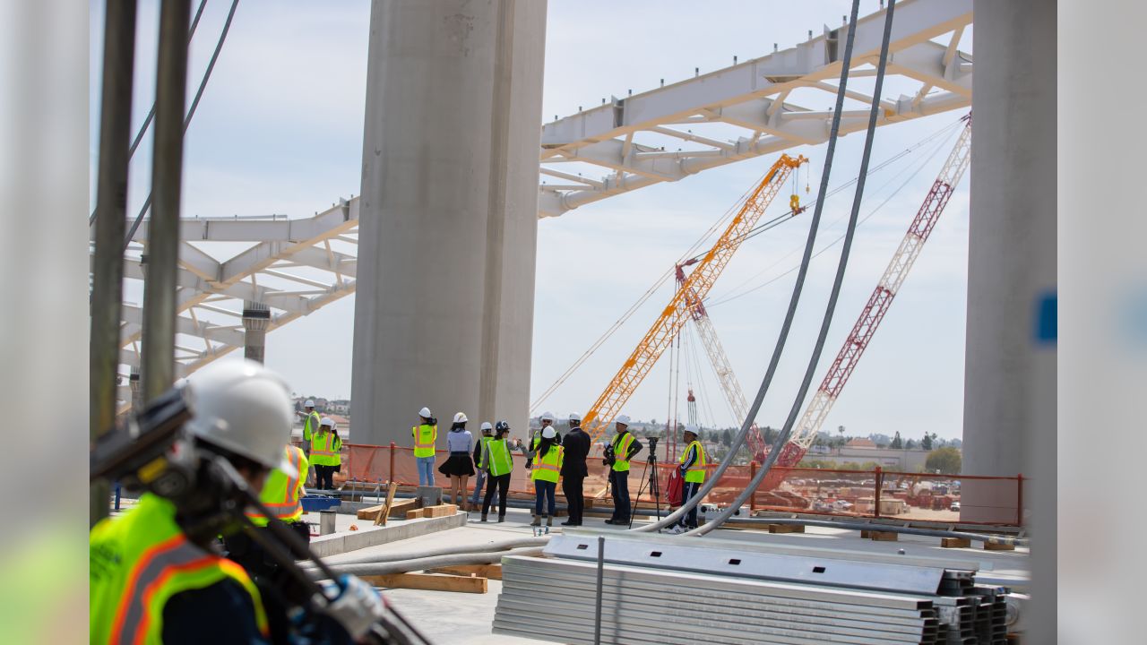 Chargers and Rams Commemorate L.A. Stadium Canopy Shell Topping Out