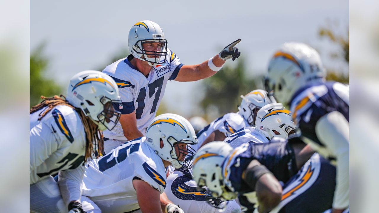 White lightning with the dub ⚡️ @nflfocus #NFL #Chargers #BoltUp  #SportsPhotography #Football