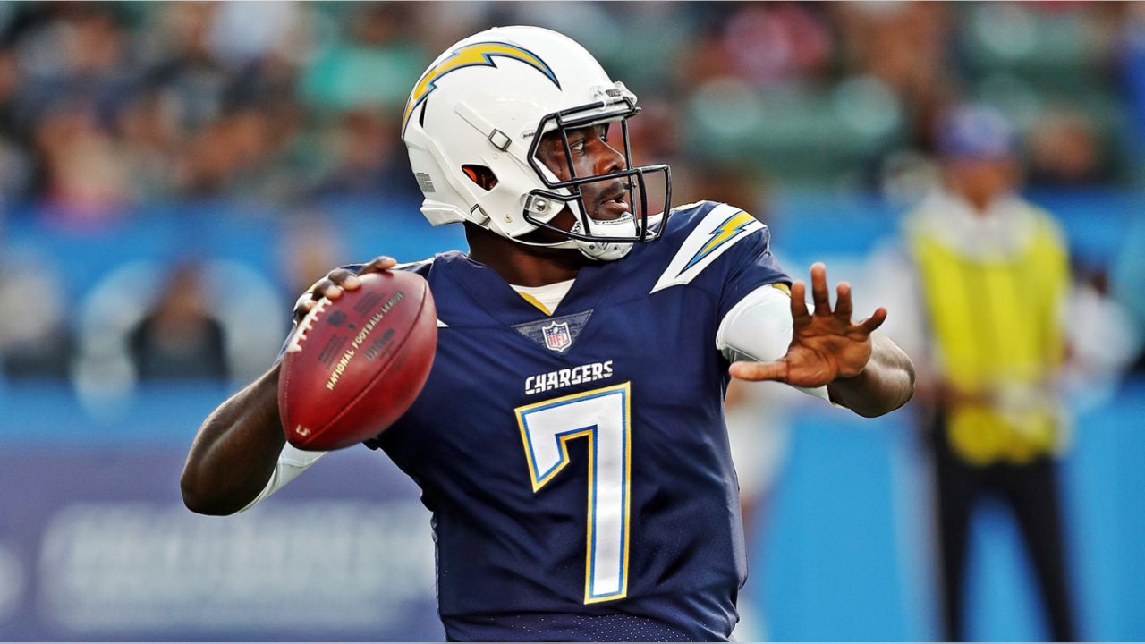 FILE - In this Dec. 10, 2017, file photo, Los Angeles Chargers tight end Antonio  Gates looks on before an NFL football game against the Washington Redskins  in Carson, Calif. The Chargers