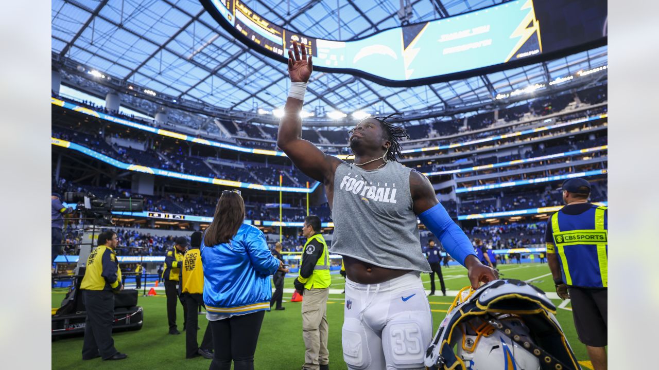 Chargers host NFL Draft Party at SoFi Stadium in Inglewood; Select Zion  Johnson with 17th pick - CBS Los Angeles