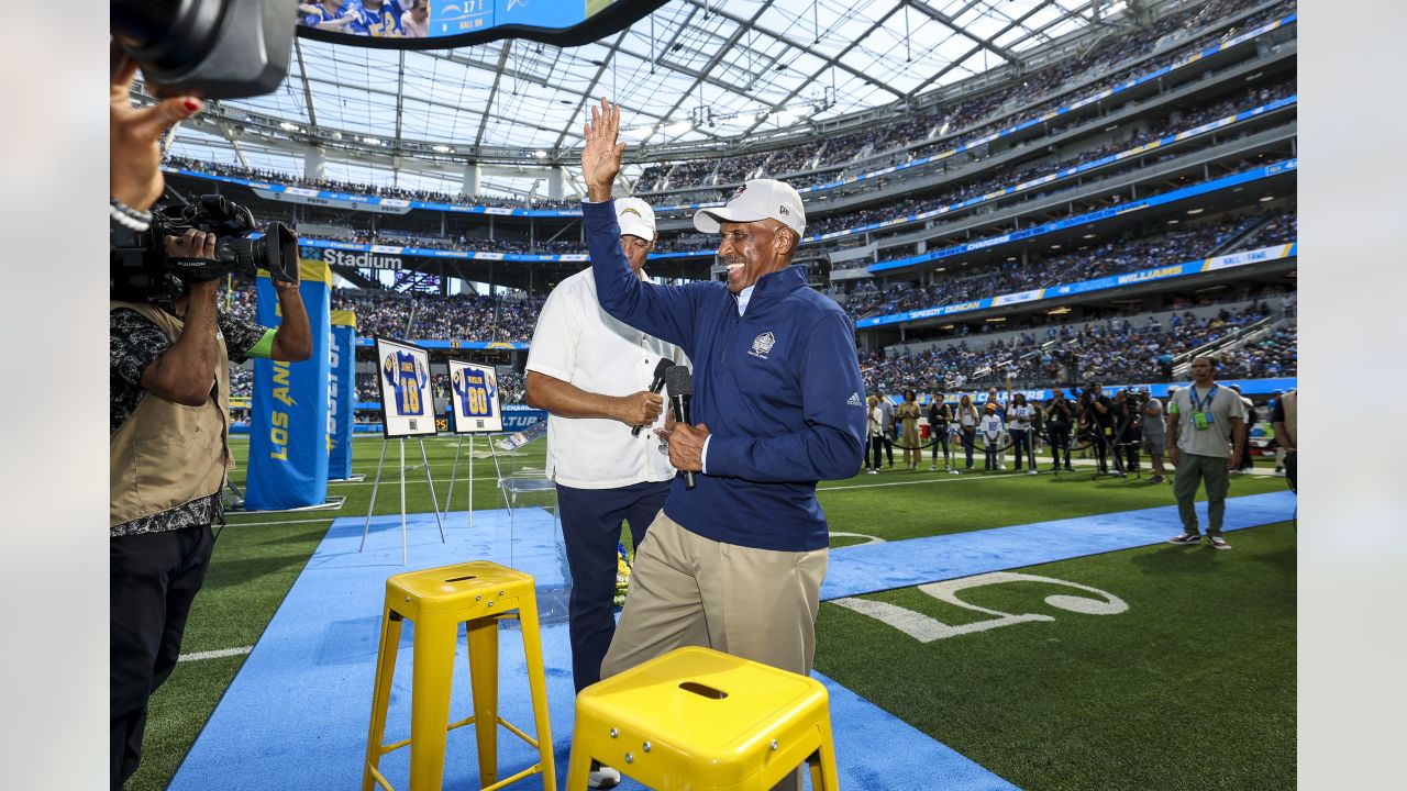 Chargers to retire Charlie Joiner, Kellen Winslow's jersey numbers