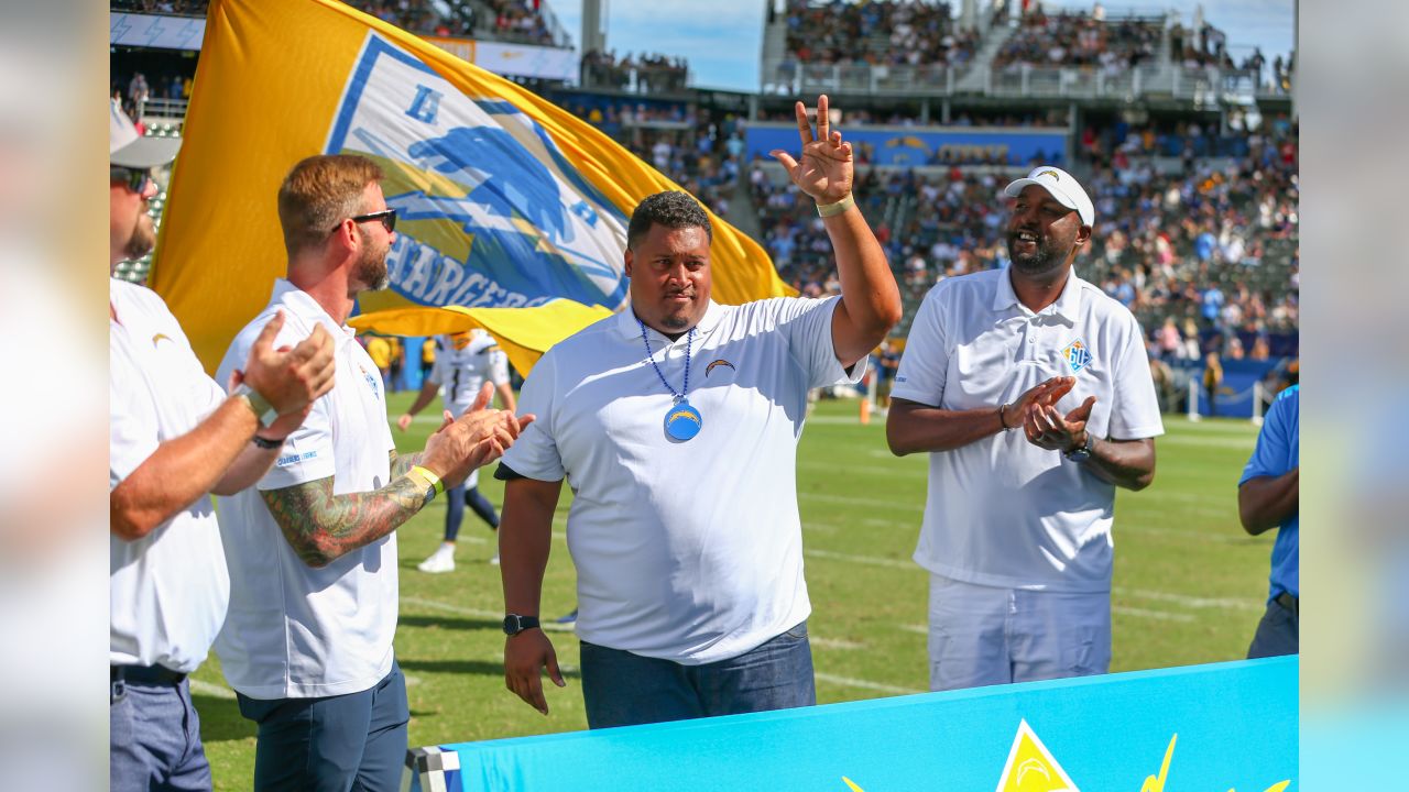 Chargers Celebrate Alumni During Legends Weekend