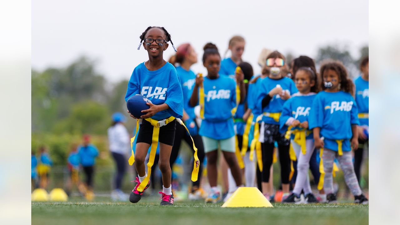 Chargers and Corey Liuget Team Up to Host San Diego Girls Flag Event