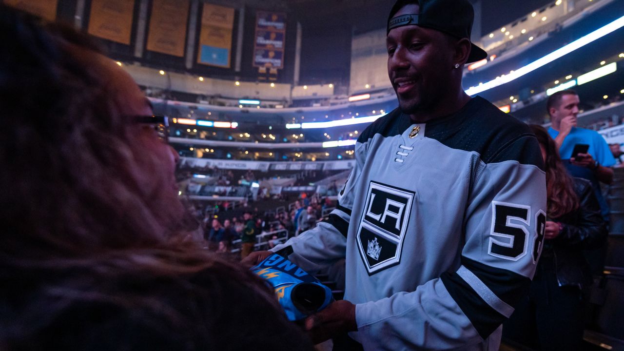 LA Kings - It's Chargers Night at the LA Kings game. 📺 Fox Sports WEST 📻  iHeartRadio 💻 LAKings.com/Livestream 🎟 LAKings.com/Chargers #GoKingsGo