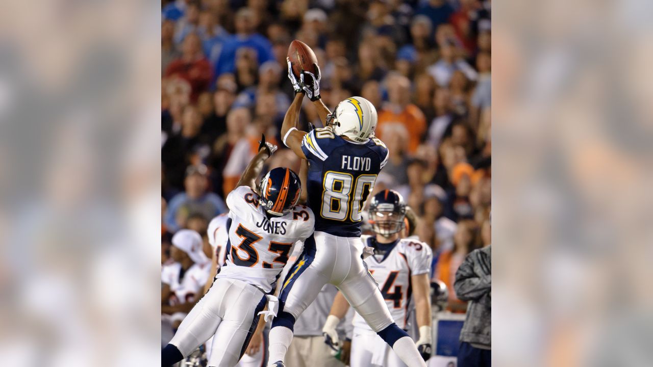 San Diego Chargers wide receiver Malcolm Floyd pulls in a pass