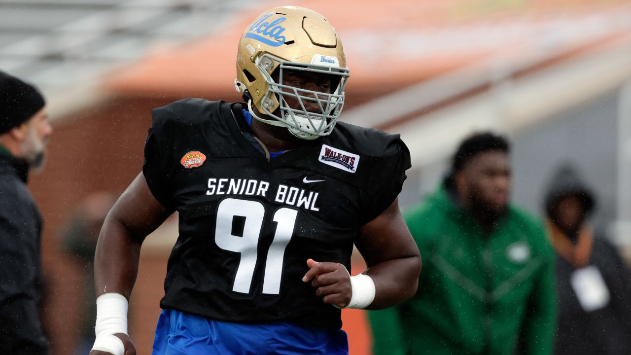 UCLA DT Otito Ogbonnia joins Chargers after manifestation – Orange County  Register