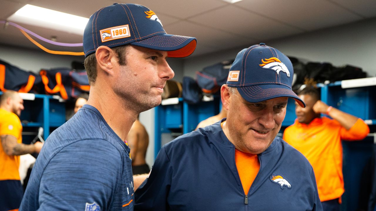 AP source: Dolphins hire Vic Fangio as defensive coordinator – KGET 17