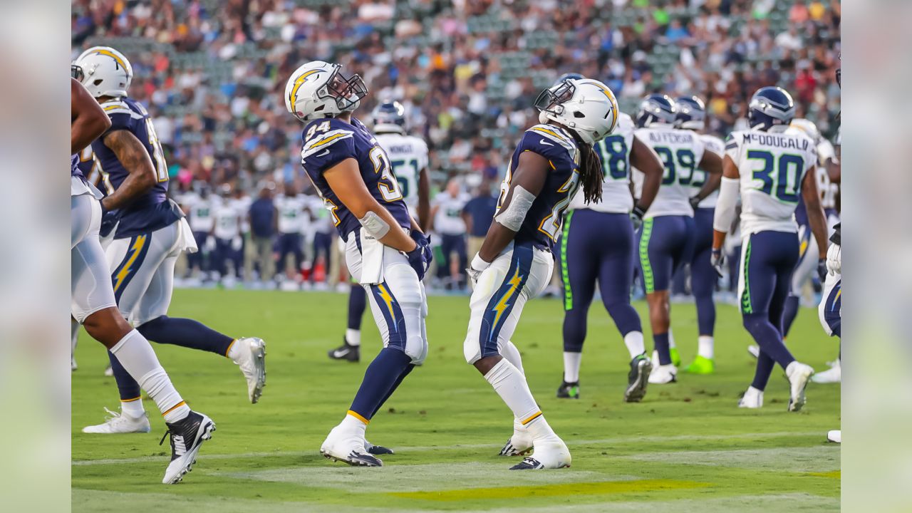 Los Angeles Chargers defeat Seattle Seahawks 24-14 in preseason game - ABC7  Los Angeles