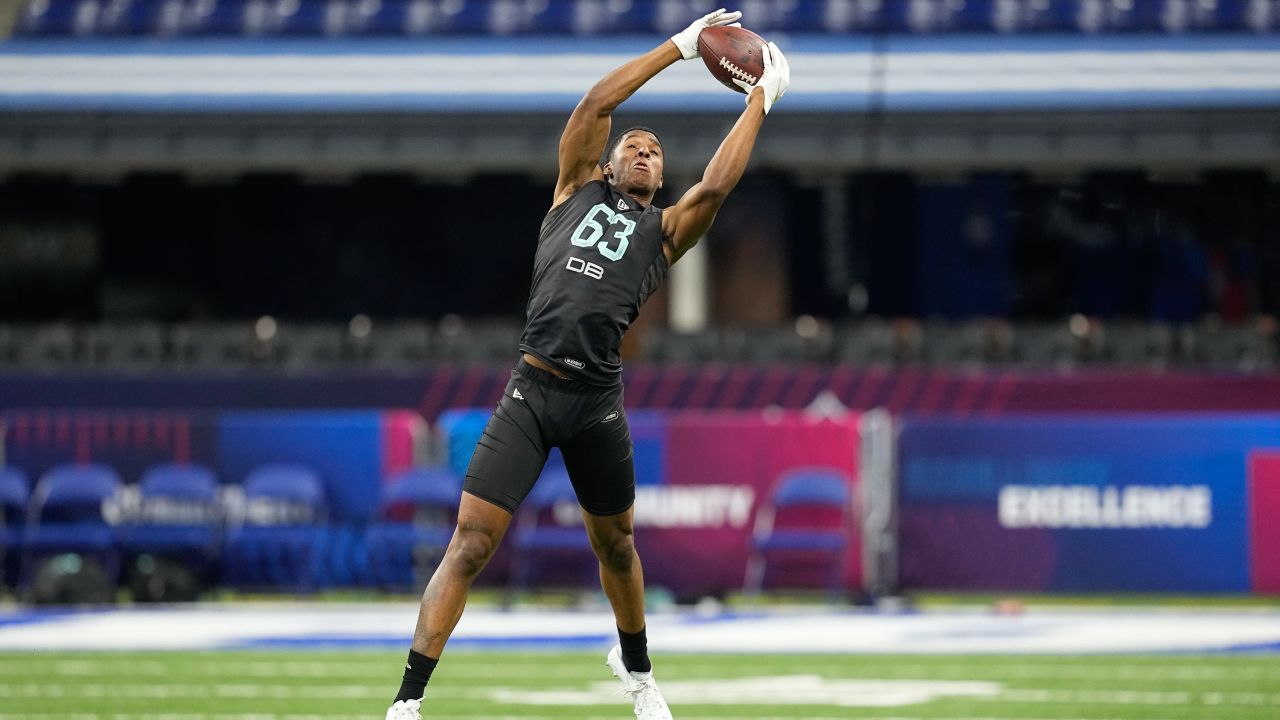 2022 NFL draft: Chargers pick JT Woods with No. 79 overall selection