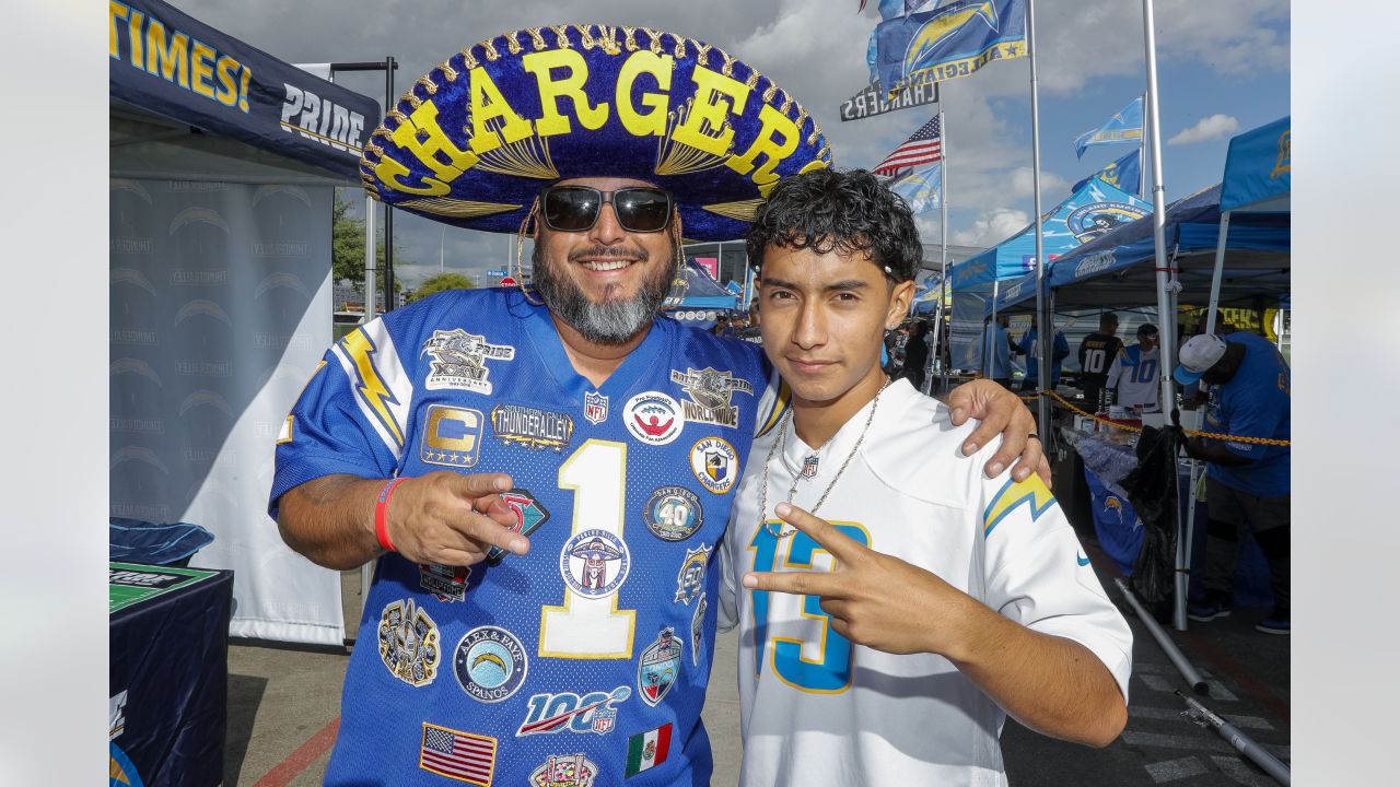 Chargers vs Raiders Final Score: LAC 28, Las Vegas 14 - Bolts From The Blue