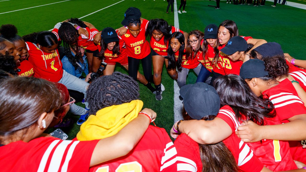 Rams launch flag football league for Los Angeles Unified students, surprise  students with jerseys and equipment