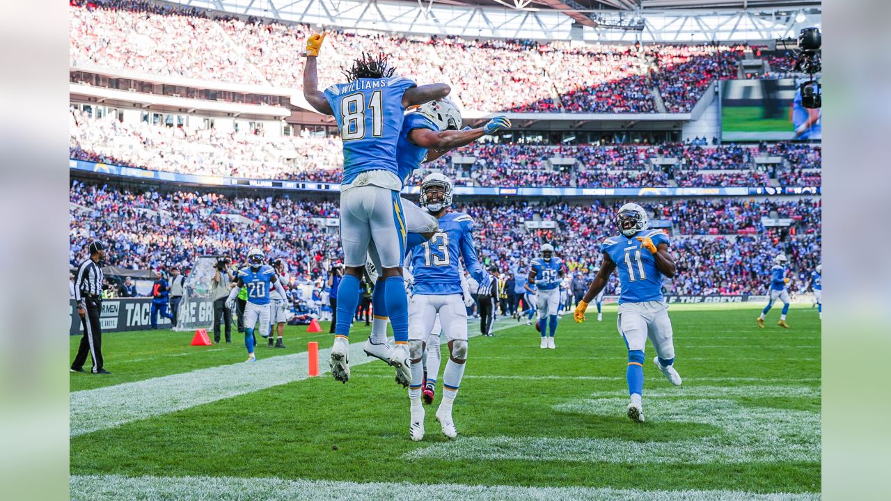 London, UK. 21 October 2018. Chargers fans celebrate. Tennessee