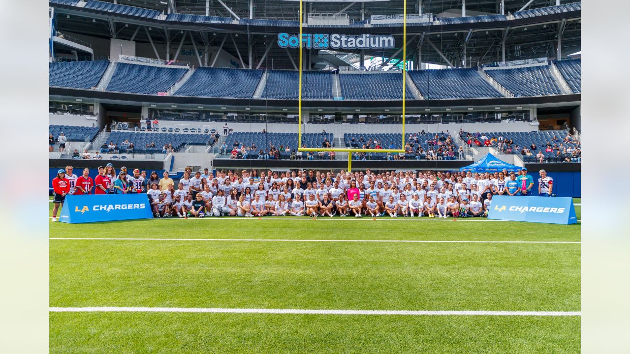 Chargers & LA Bowl Host Girls' Flag Football Event at SoFi Stadium