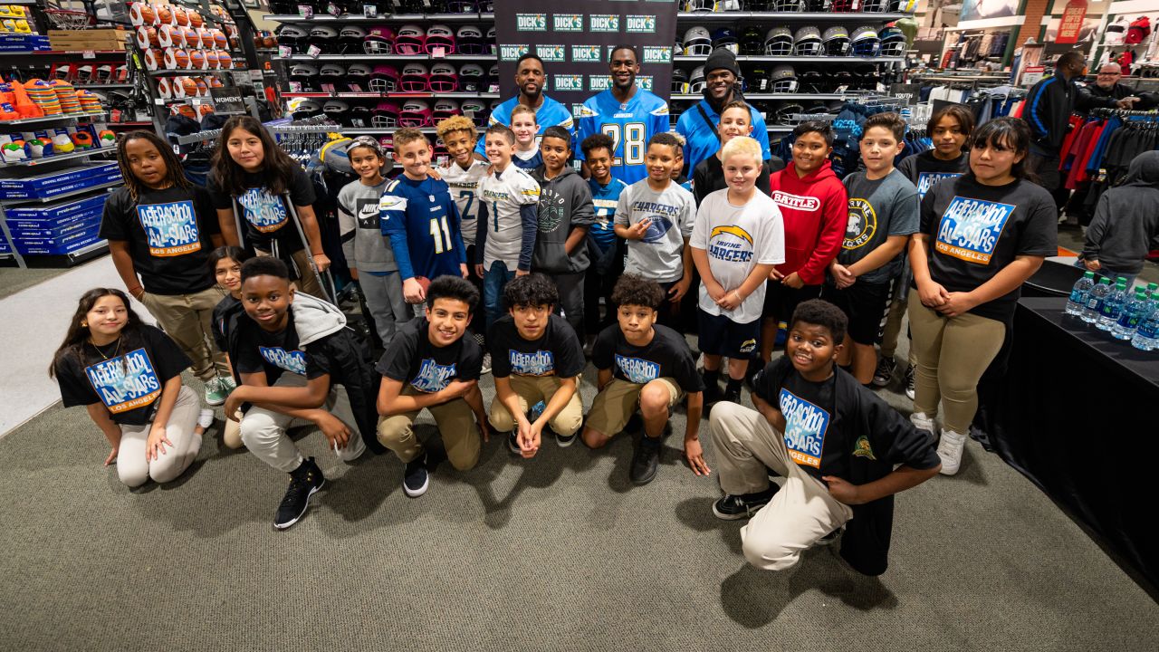 Photos: Hayward Jr. Surprises Kids with Holiday Shopping Spree