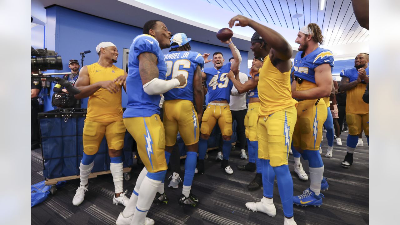 Photos: Bolts Celebrate Week 1 Victory Over Raiders