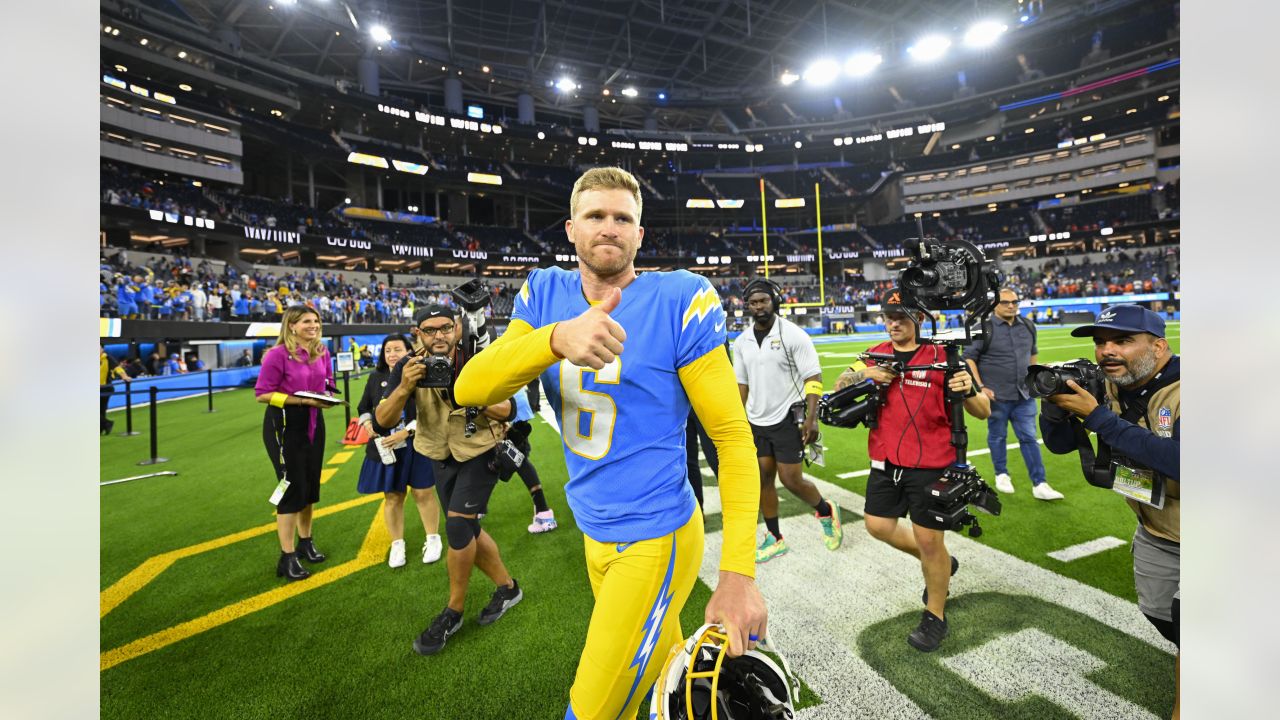 Photos: Bolts Celebrate MNF Win at SoFi Stadium