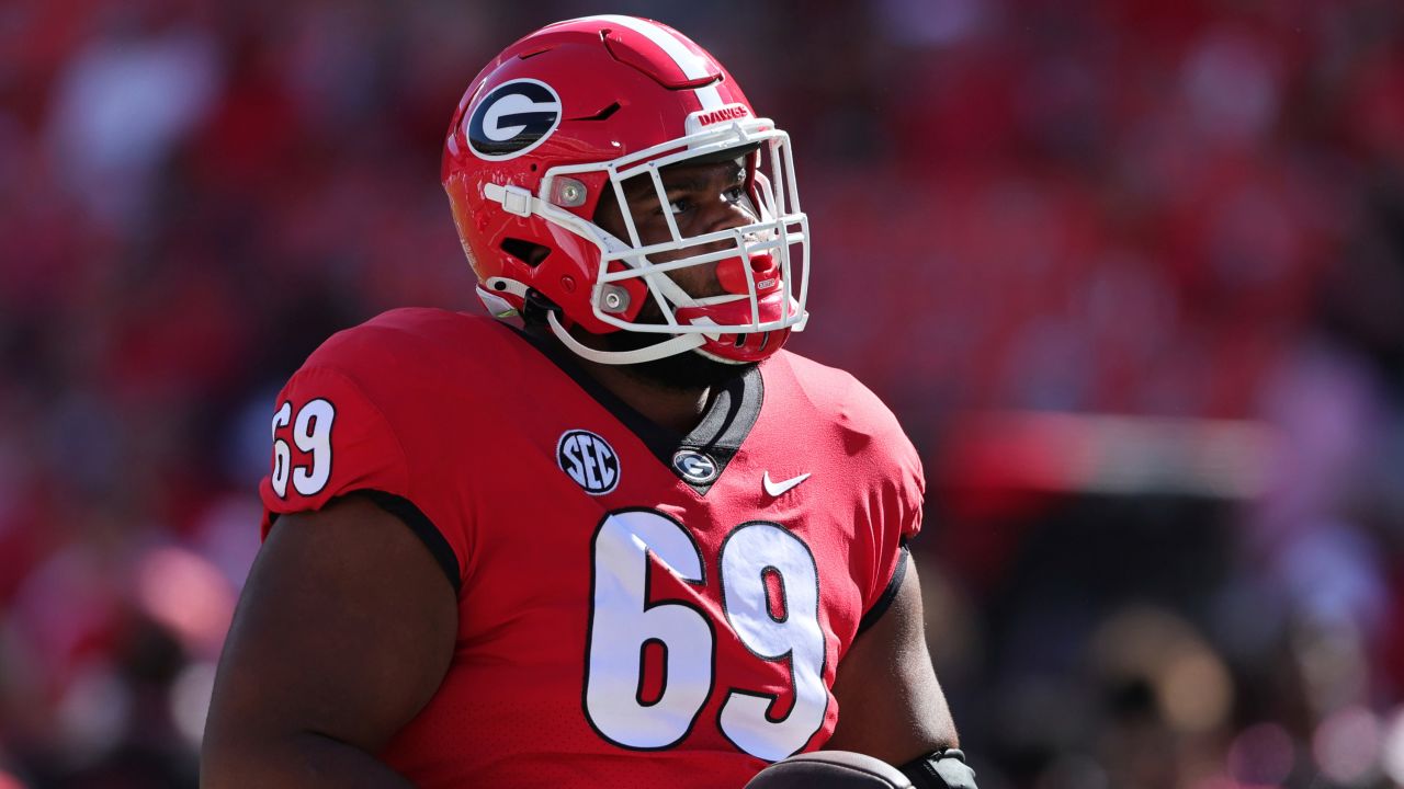 Los Angeles Chargers select Georgia offensive lineman Jamaree Salyer in 2022  NFL Draft - On3