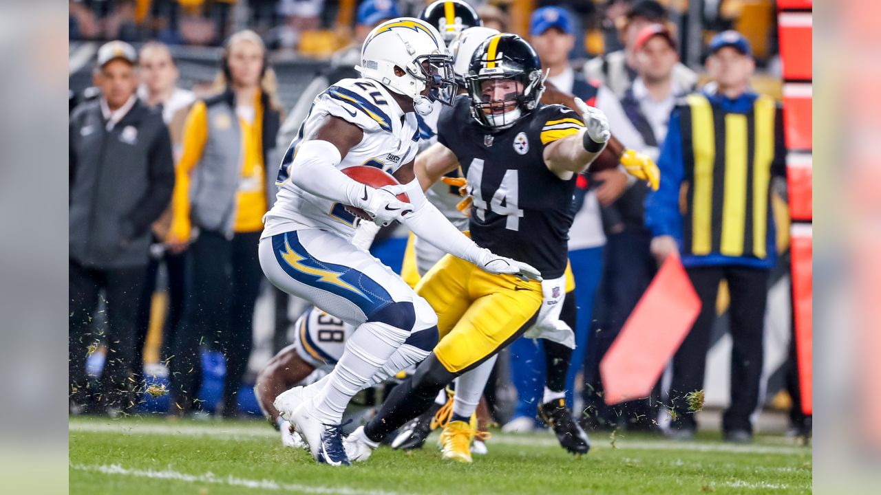 Los Angeles Chargers 17-24 Pittsburgh Steelers: James Conner's touchdowns  seal win, NFL News