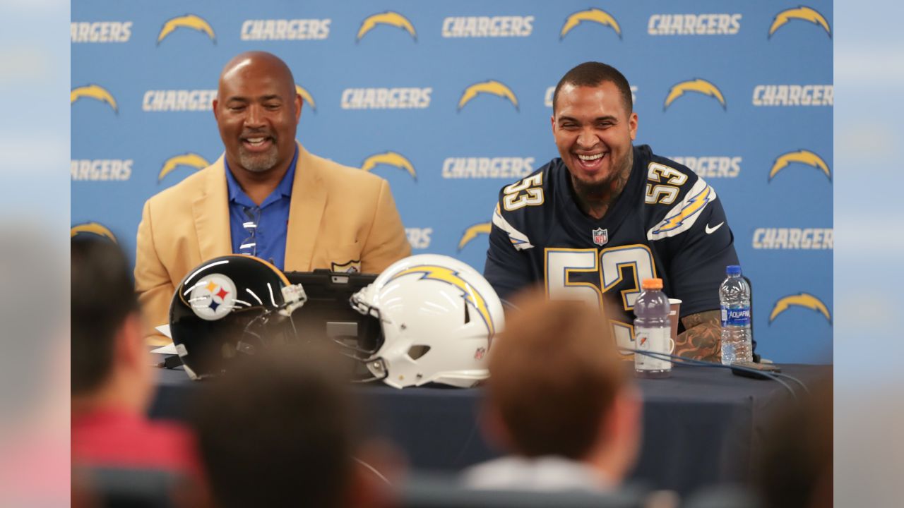 Chargers center Mike Pouncey (hip) out for the season – Orange County  Register