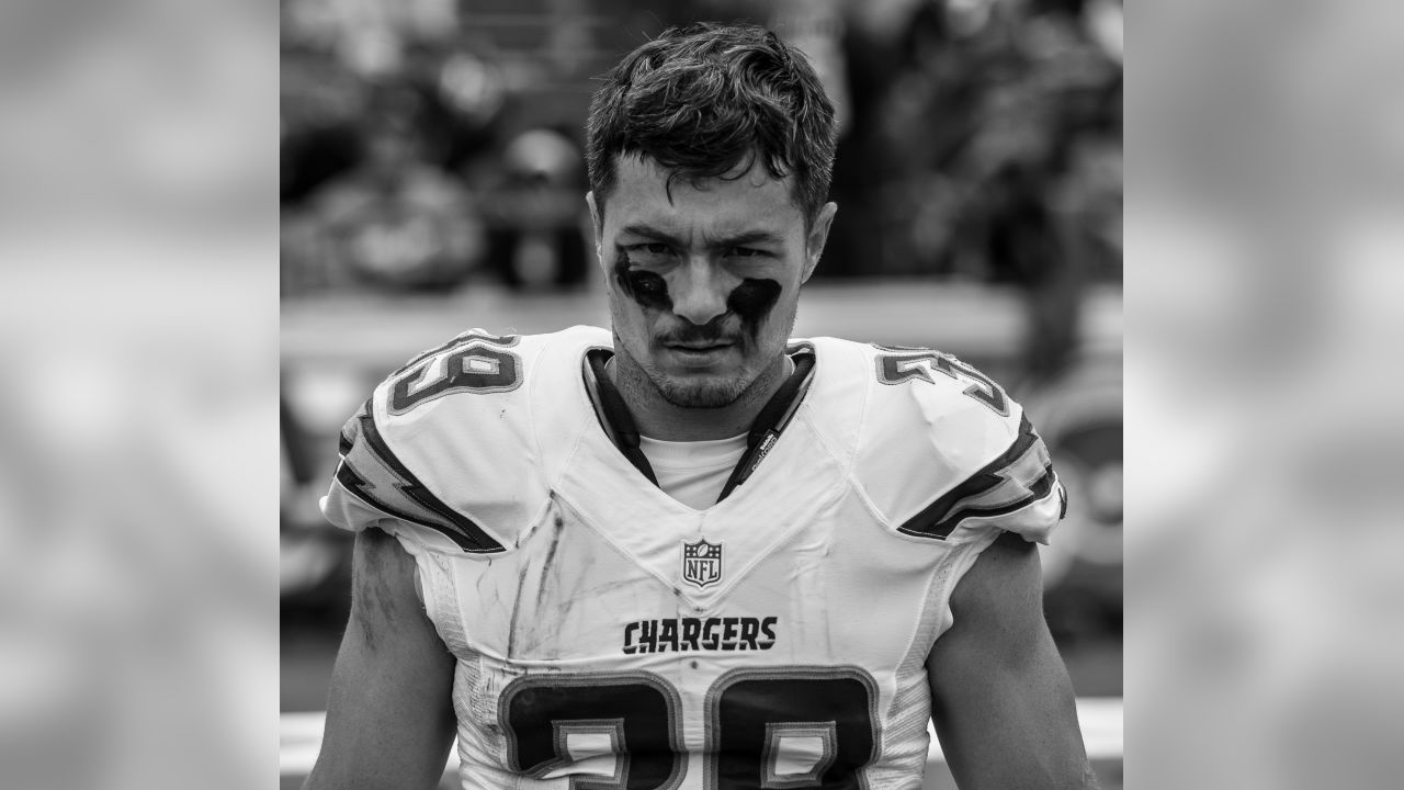 Running back Danny Woodhead of the San Diego Chargers runs down field  News Photo - Getty Images